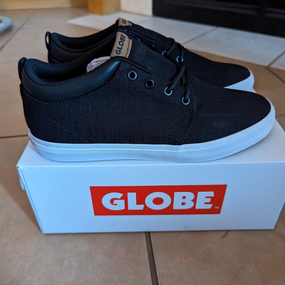 NEW Men's Globe GS Chukka Black Shoes sz 8